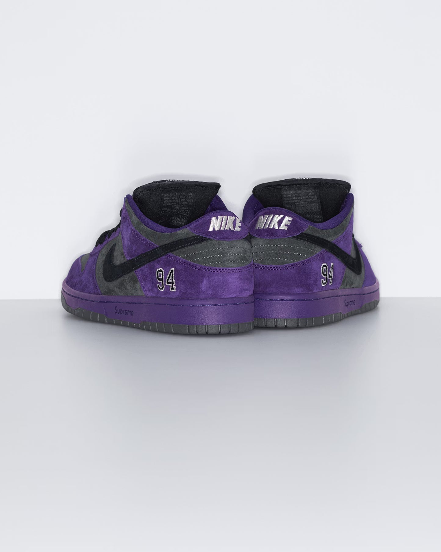 Supreme® / Nike SB Dunk Low