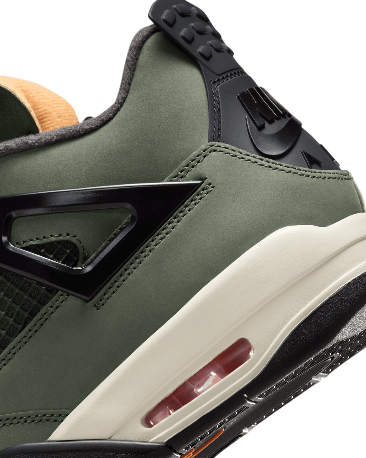 Air Jordan 4 Retro x UNDEFEATED