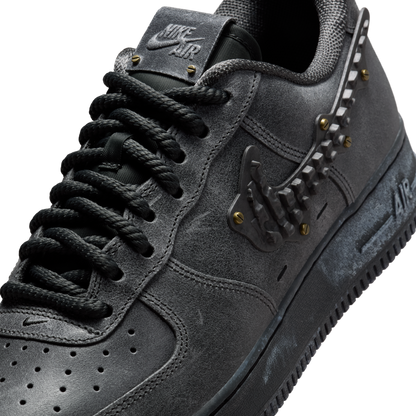 Nike Air Force 1 '07 LV8